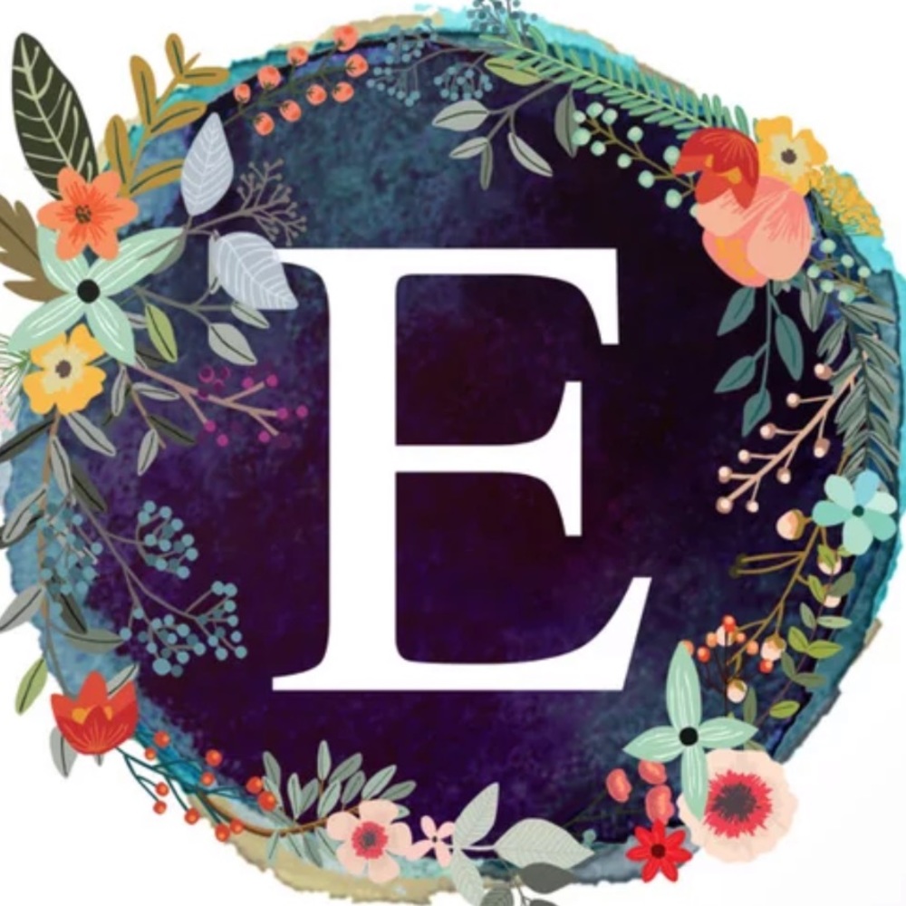 Meet your Posher, Emelia